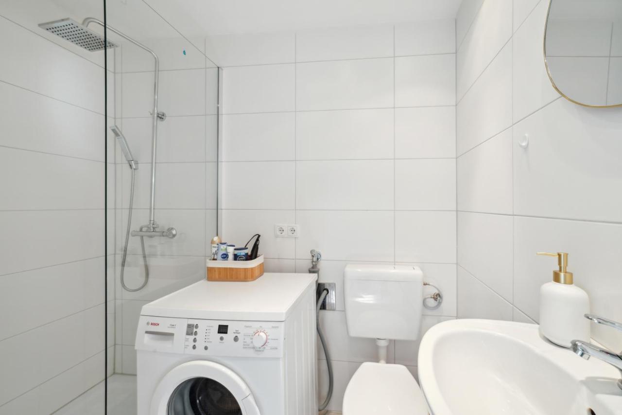 Apartamento Fireball Thermennahes Mit Arbeits- Und Parkplatz, Kueche
